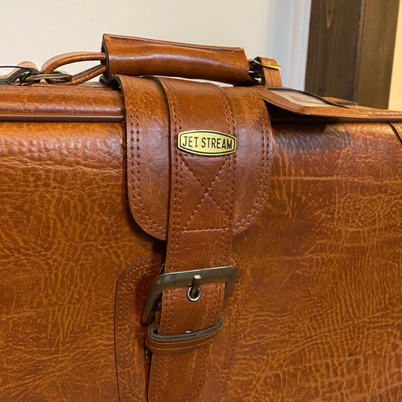 JETSTREAM vintage leather luggage 🧳 - Picture 3 of 6